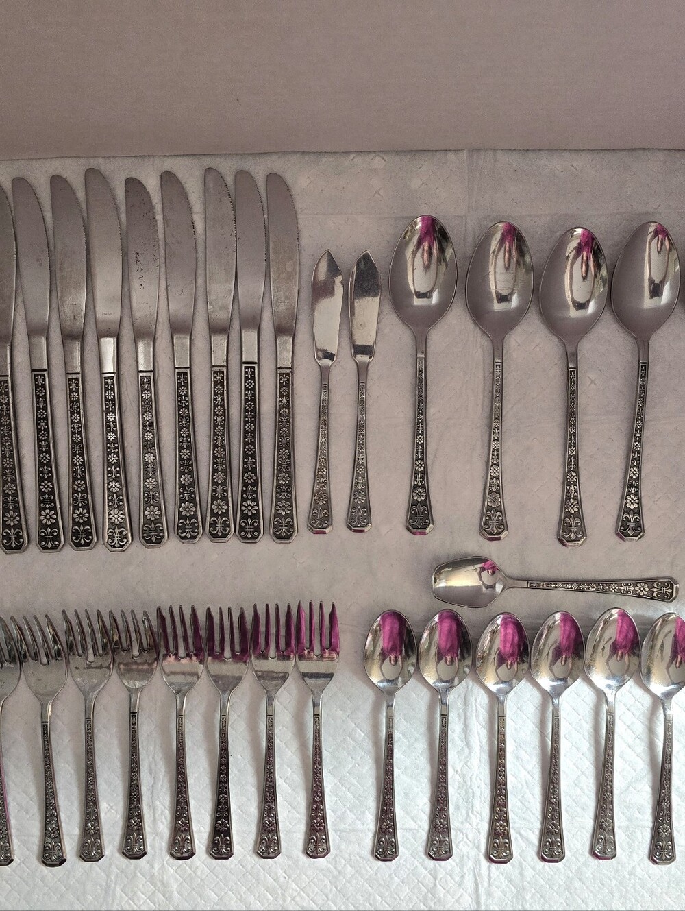 Interpur Florenz Stainless Steel Flatware Lot Of 33 Excellent Used Condition.